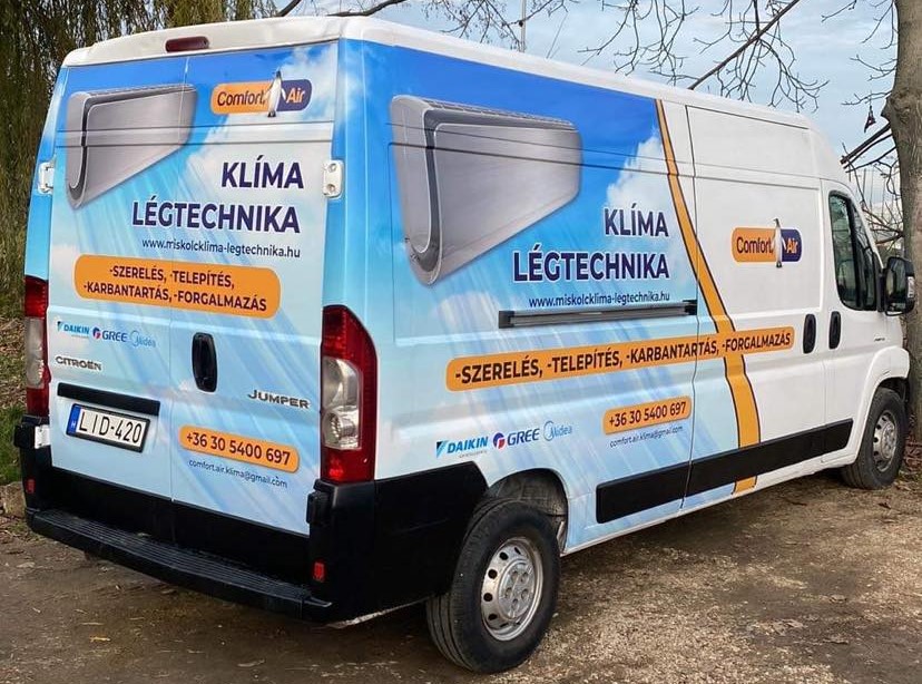 Comfort Air Klíma Plusz Kft szervízautója.